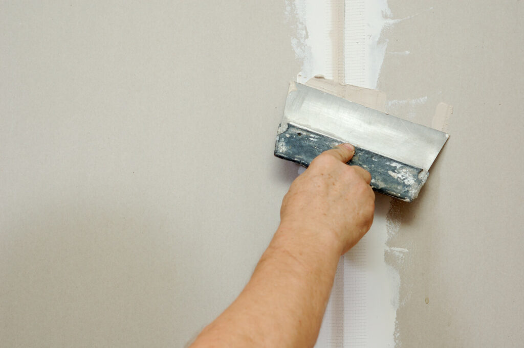 should you hire a handyman for drywall repair
